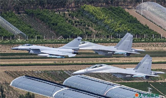 退役将领急呼：F-16V根本扛不住解放军！
